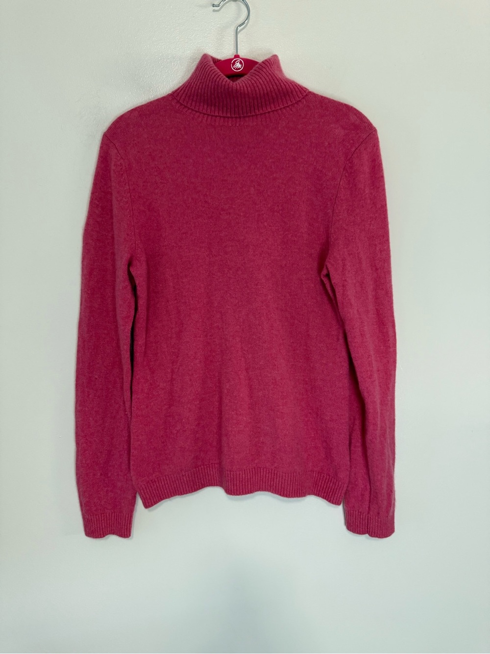 L.L. Bean Rose Pink 100% cashmere Turtleneck Sweater size medium - Picture 2 of 10